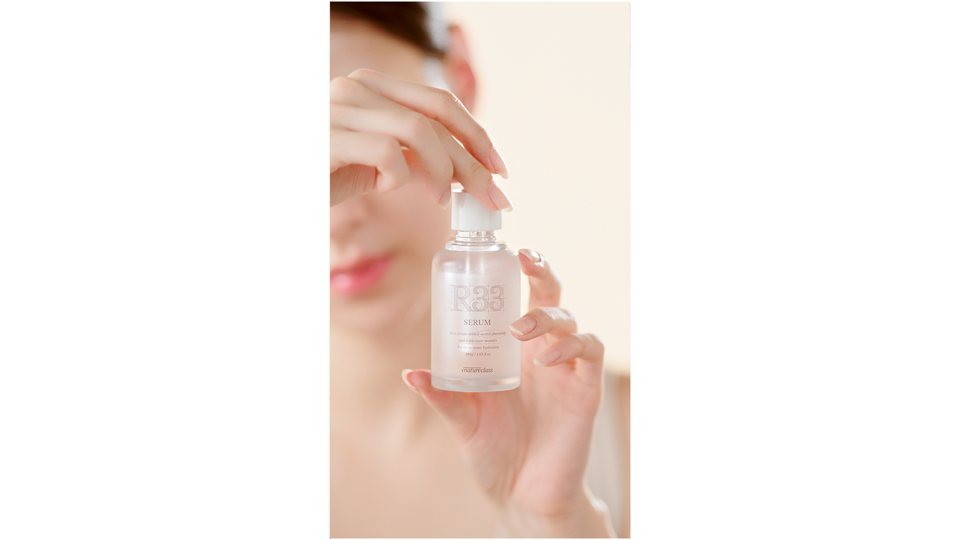 R33 Serum